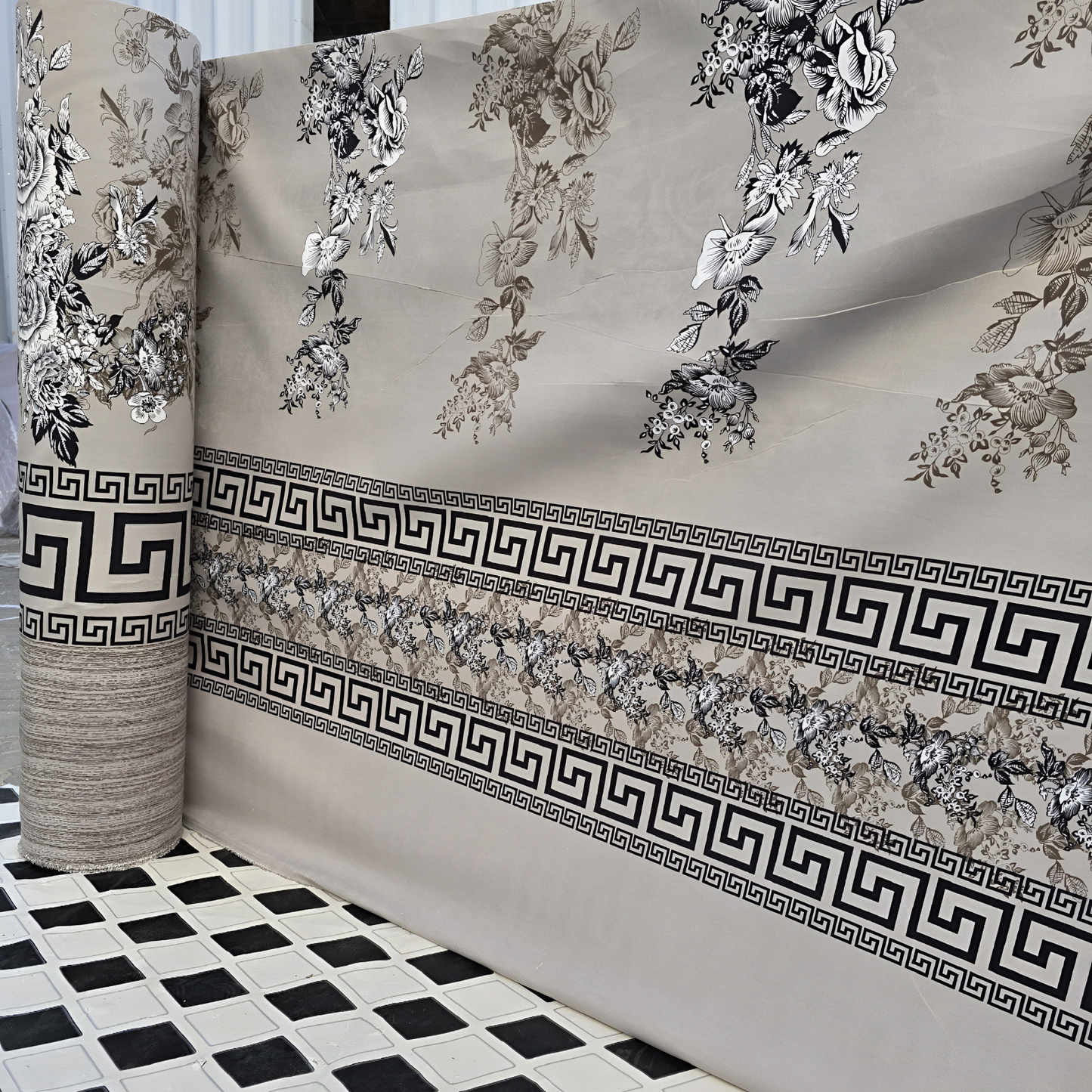 Wholesale Black & White Floral Greek Key Border Bedsheet – Premium Mix Cotton