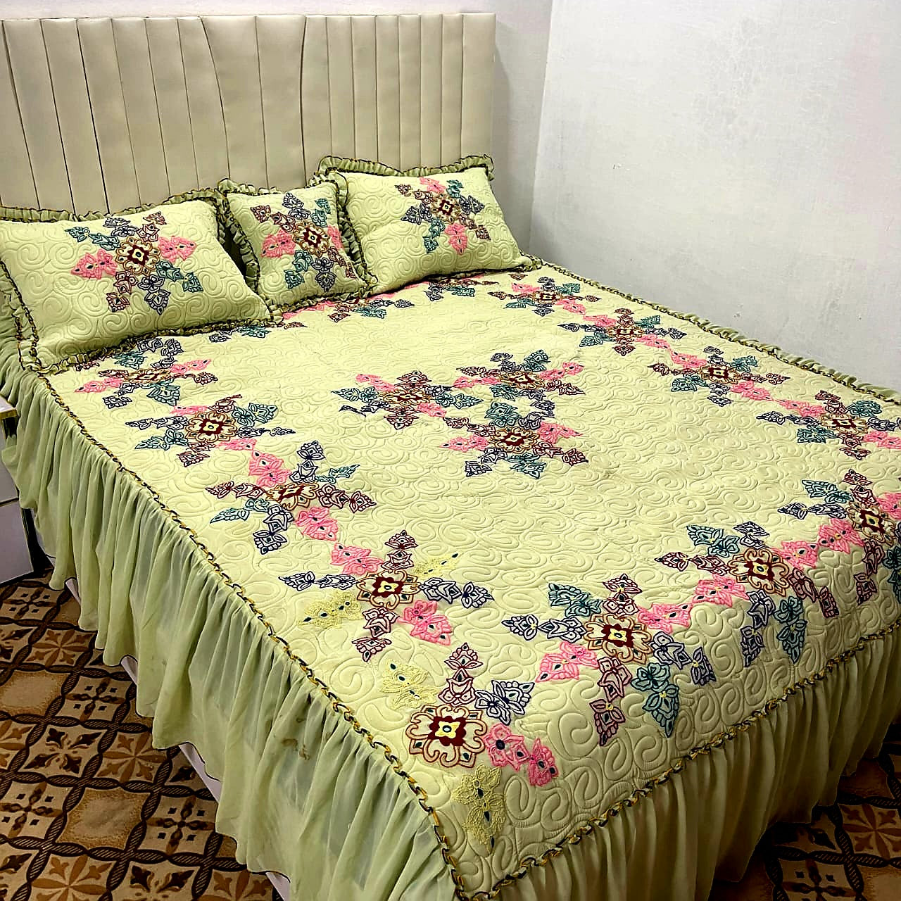 Floral Embroidered Bedding Set - Luxury Handcrafted Bedspread Set - Julanar Home Decor