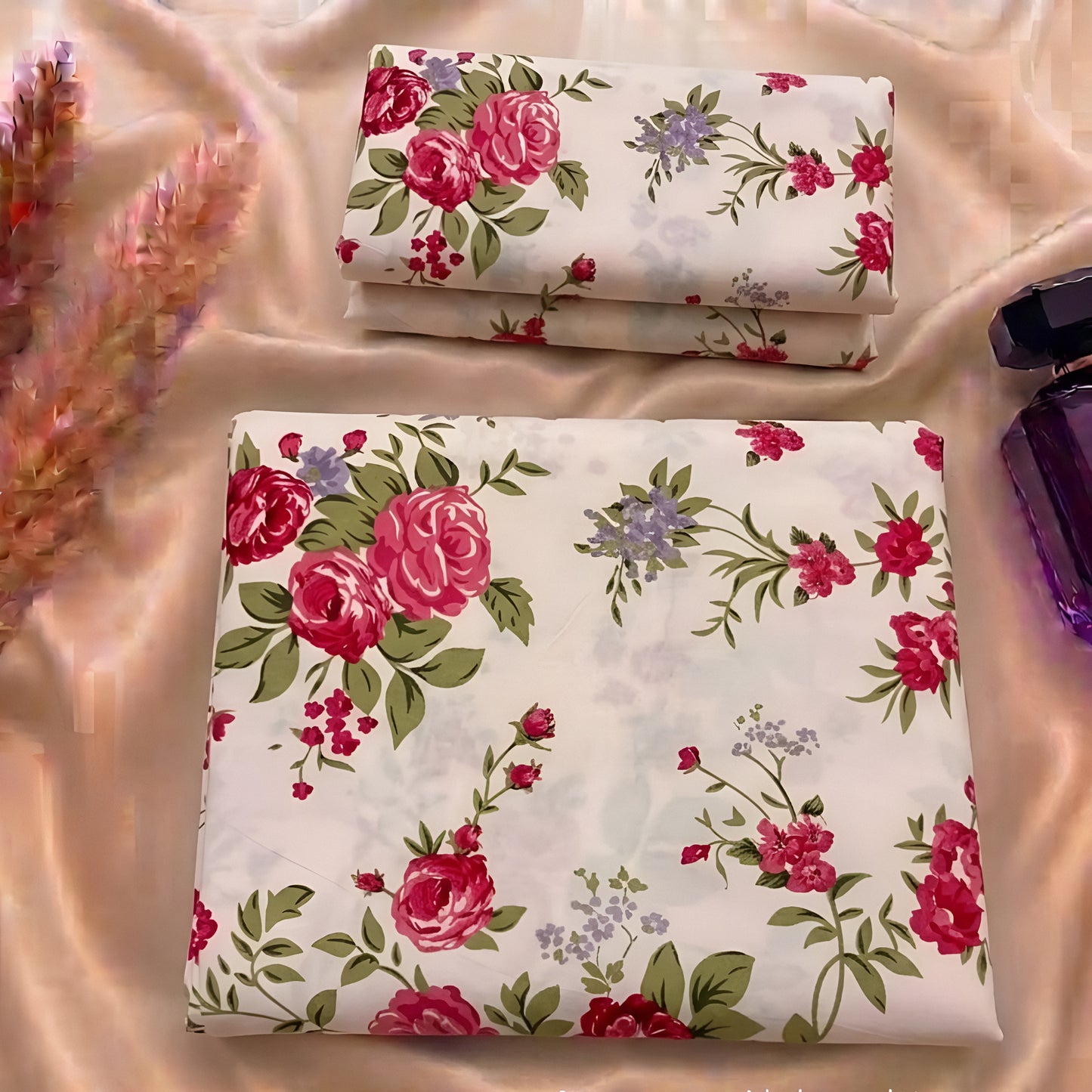 Luxury Red Floral Bedsheet Set – Wholesale Available In UAE Dubai