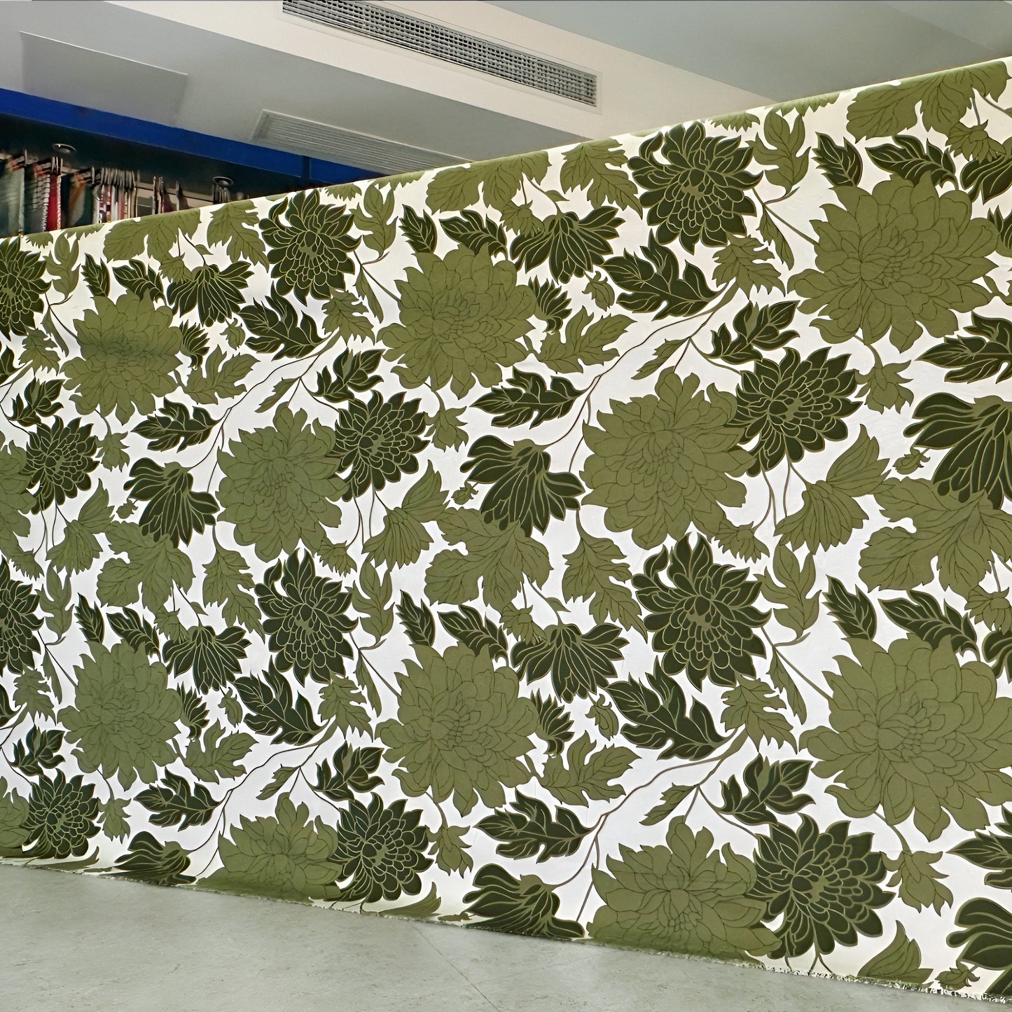 olive green bedsheet, floral fabric, cotton roll, bedding fabric, wholesale bedsheet, leaf print bedsheet, marjan3x bedding,
مفرش سرير, قماش سرير, رول قماش, مفرش مطبوع, مفرش زهور, مفرش قطن, مفرش فخم